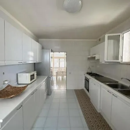 Casa Con Piscina, Tennis E Parco Condominiali *
